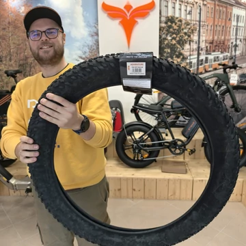 CST Adventure 26"x4.0" Fat Bike Külső Gumi – Defender Mix Defektvédelemmel (E-Bike Ready 50km/h)