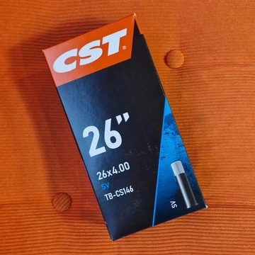 CST 26"x4.0" Fat Bike Belső Gumi – Autószeleppel (AV/SV)